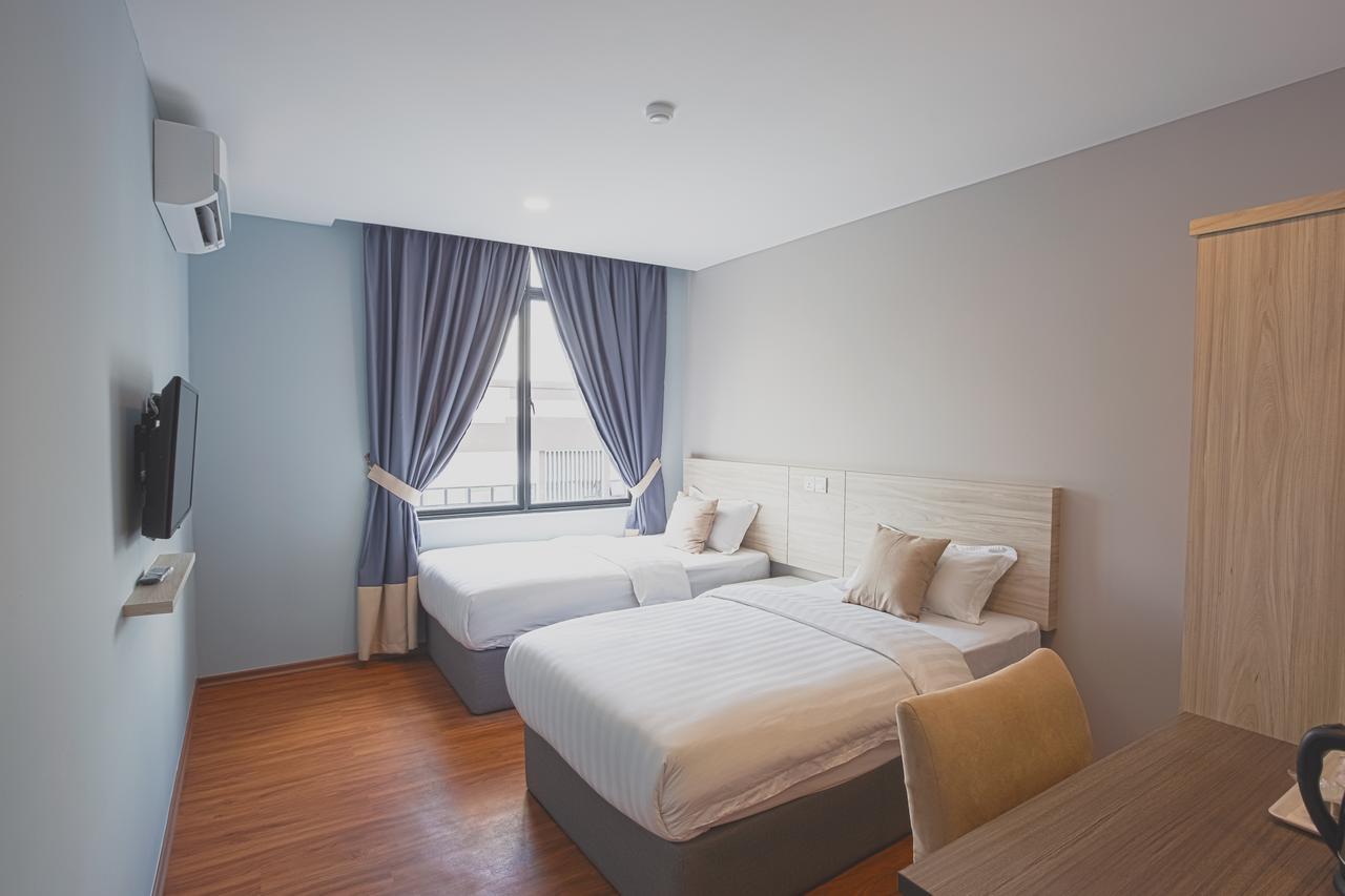 V3 Hotel & Residence Seri Alam Pasir Gudang Exterior photo
